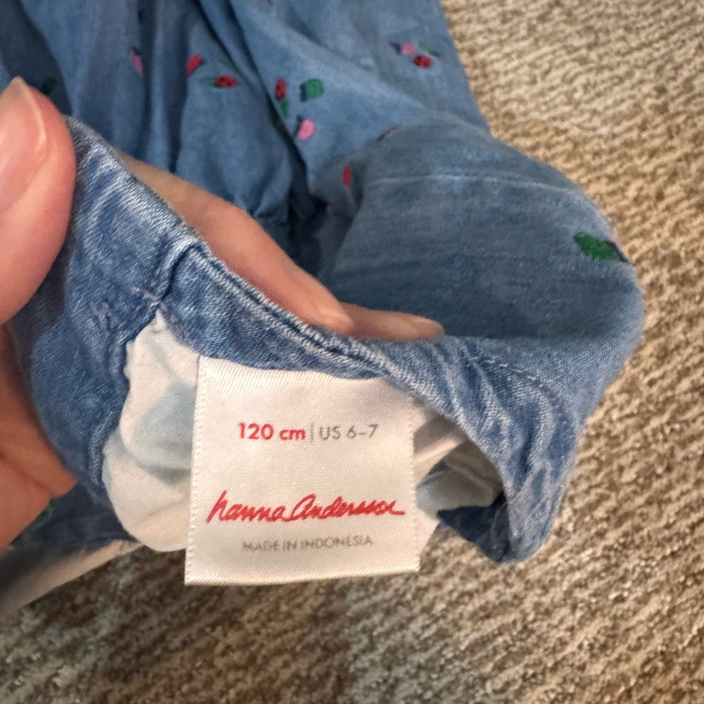 Hanna Andersson Denim Dress 6 (120) - Picture 8 of 8